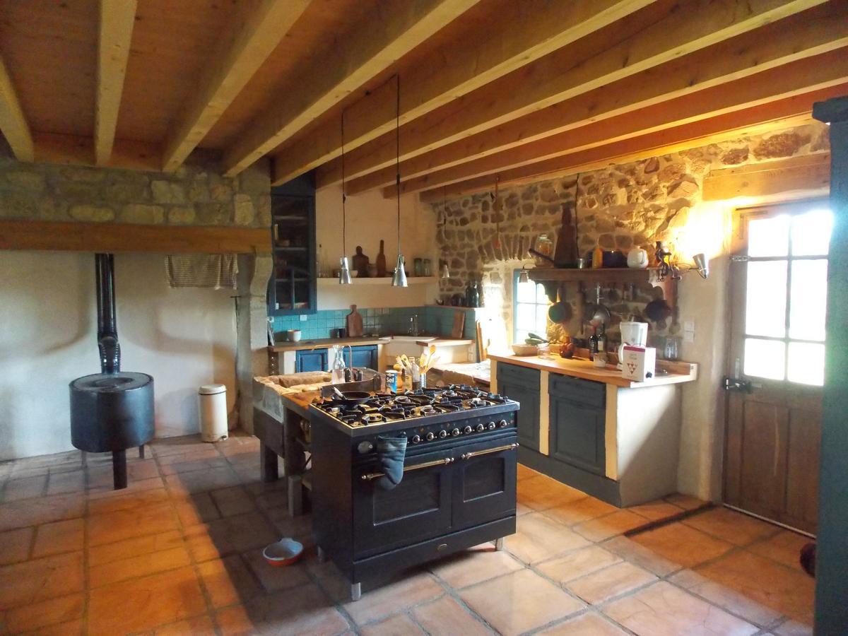 La Rosiere Bed & Breakfast Auzelles Exterior photo
